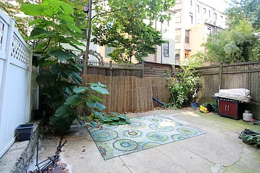 Rented by JK Dansar Corp