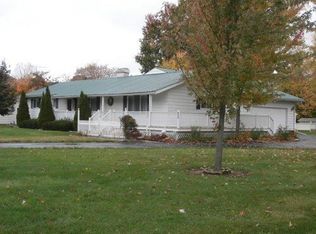 808 Raymond Rd, Owosso, MI 48867