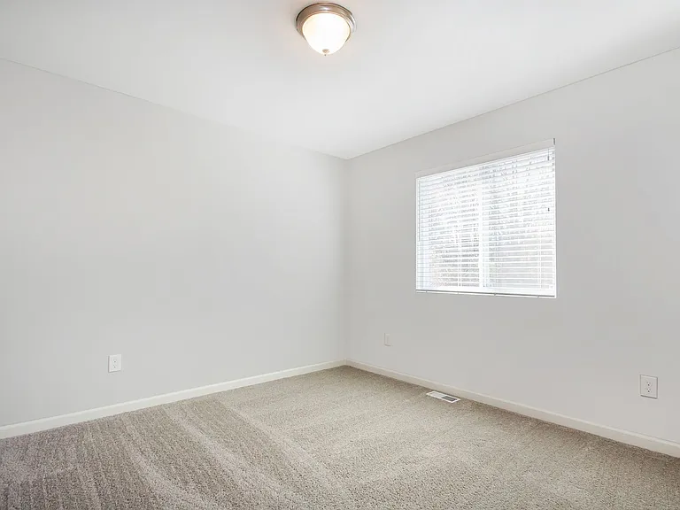7532 Bramling Dr — Photo 16