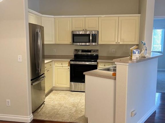 All new kitchen stainless steel appliances; Microwave, gas stove, dishwasher, refrigerator.
