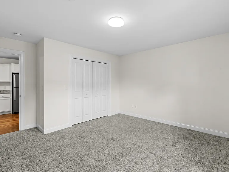 Autumn Woods Apartments — Photo 11