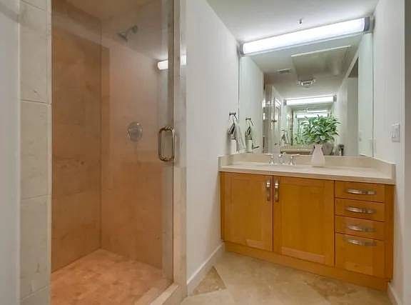 5th image of 5410 La Jolla Blvd #103