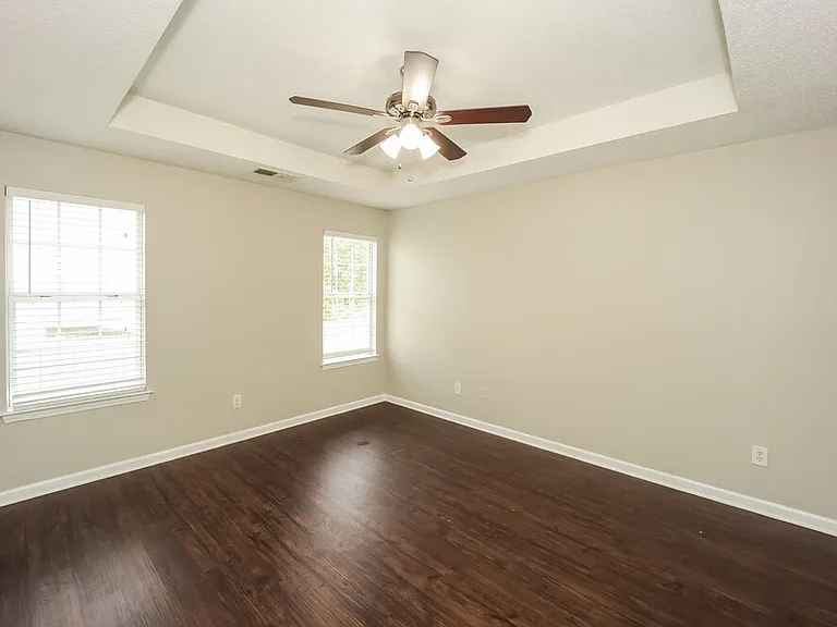 725 Cherry Branch Cir — Photo 16