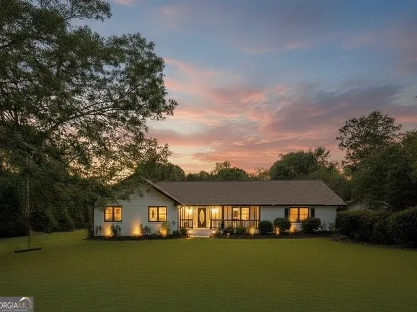 2274 Amber Woods Dr, Snellville, GA 30078