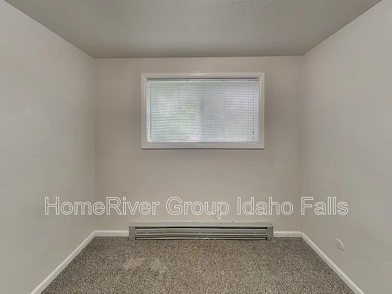 1110 Garfield St #4 — Photo 9