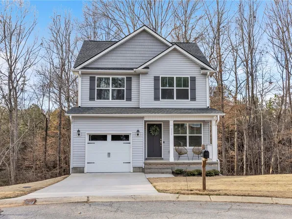 220 Joes Ct, Easley, SC 29642