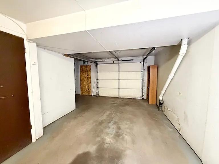 954 S Miller St — Photo 27