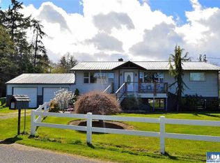 418 N Lees Creek Rd, Port Angeles, WA 98362