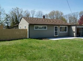 6 Bay Shore Rd, Bay Shore, NY 11706