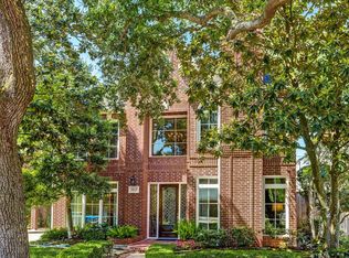 4618 Evergreen St, Bellaire, TX 77401