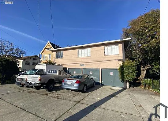 1633 28th Ave #7 — Photo 1