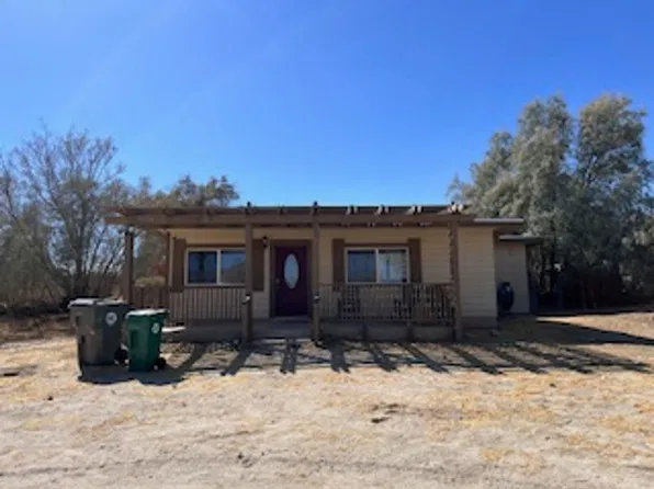 9194 Navajo Trl, Morongo Valley, CA 92256