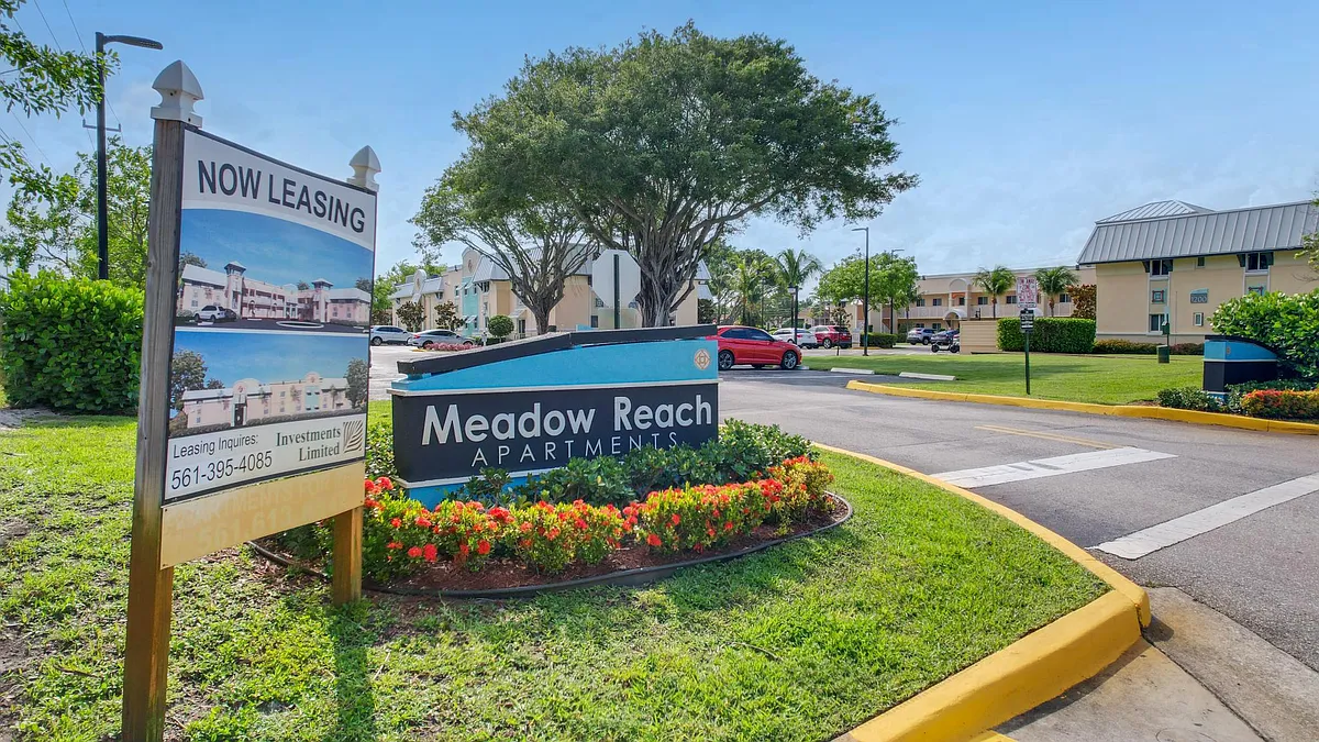 Building Photo - Meadow Reach