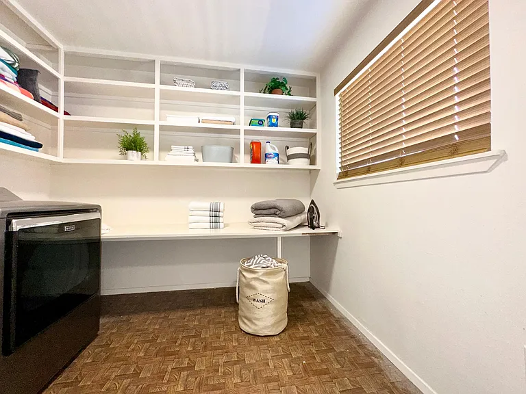 1608 Xanthisma Ave — Photo 18