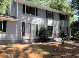 1929 Valley Woods Dr, Riverdale, GA 30296