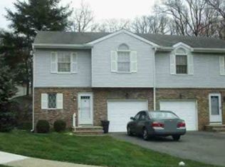 69 Jaime Ct, Morris Plains, NJ 07950
