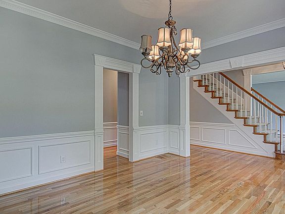 Front right room.