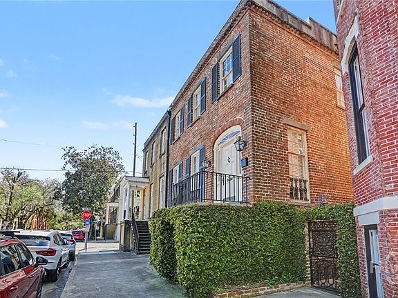 2nd image of 221 E Charlton Street