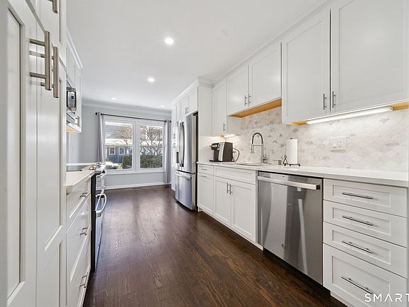 2nd image of 76 Fawn Ridge Lane #76