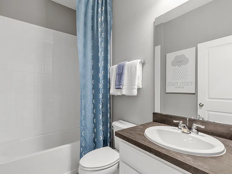 1008 Landing Ln — Photo 4