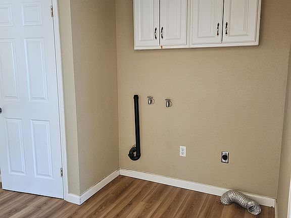 4th image of 6104 Villa Capri Ct