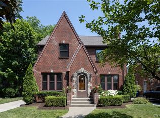 212 Brantwood Rd, Amherst, NY 14226