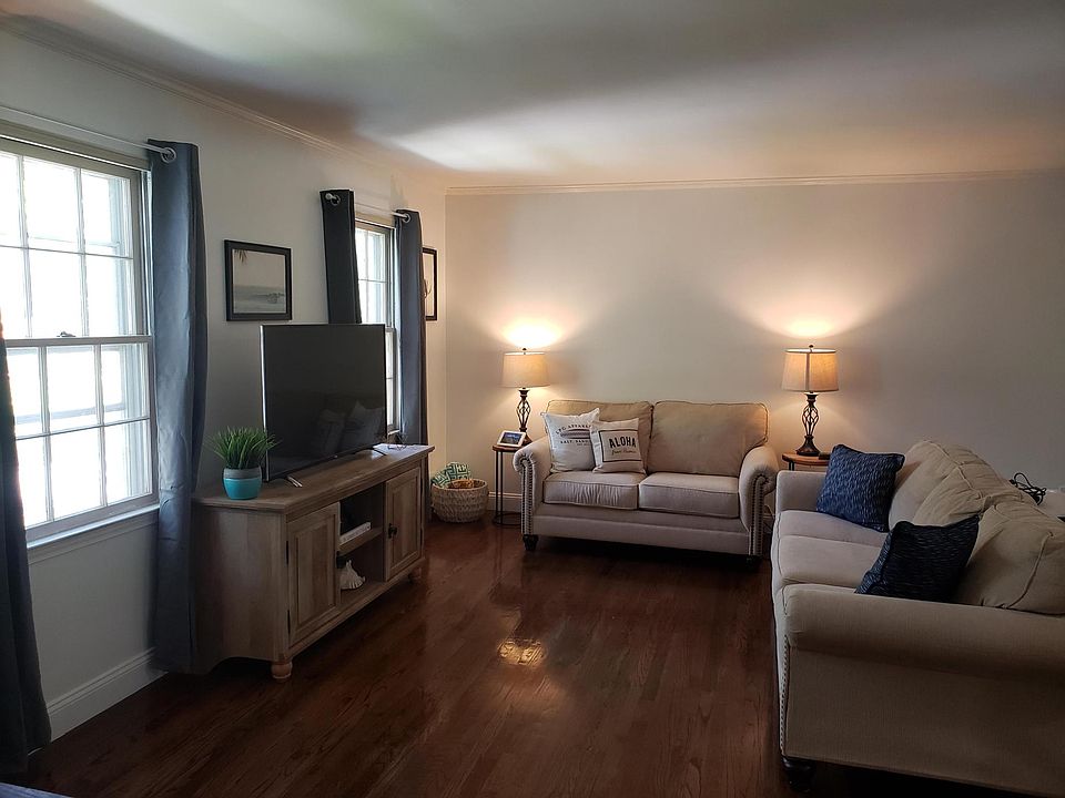 2nd image of 12508 Parkton St