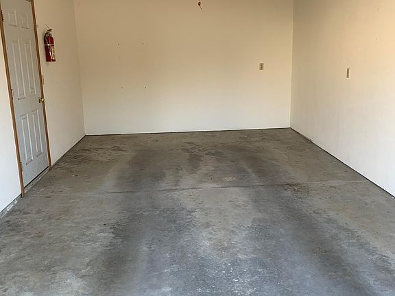 3rd image of 714 Highland Ave #12