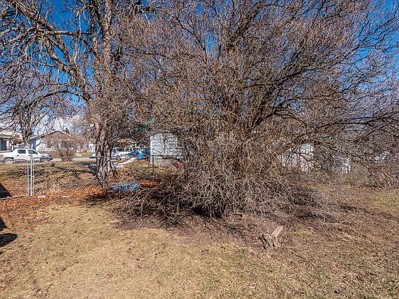 5th image of 1719 Sherwood St