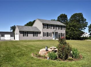 31 Prentice Williams Rd, Stonington, CT 06378