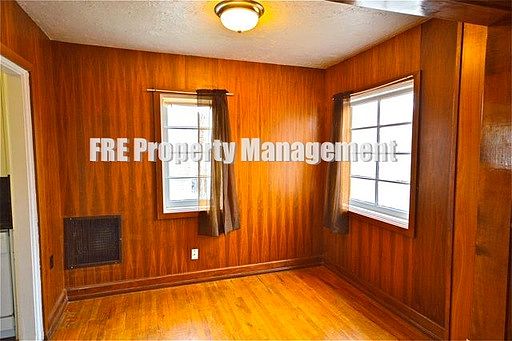 5th image of 1476 E Westminster Ave