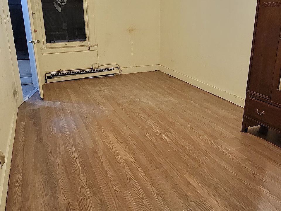 2nd image of 24 Wentworth Pl APT 5