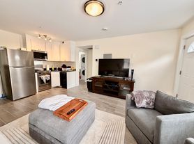 13 Dalby St, Newton, MA