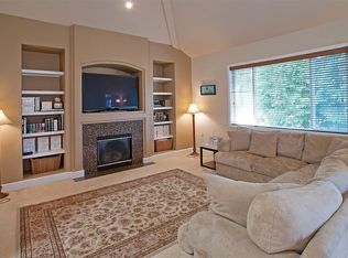 8823 237th Pl NE, Redmond, WA 98053
