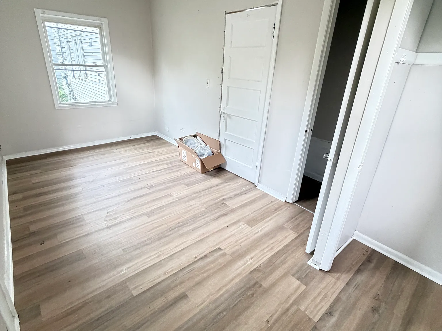 3 bed, 1300 sqft, $1,299 — Photo 4