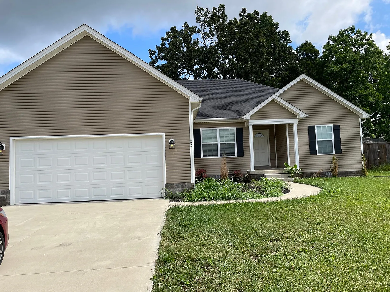 4 bed, 1800 sqft, $1,900 — Photo 1