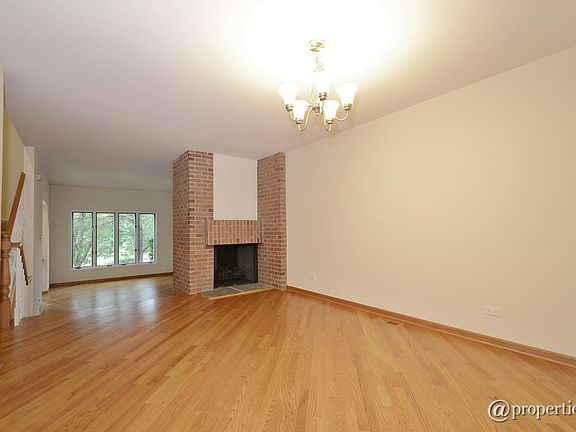 Living Room / Dining Room