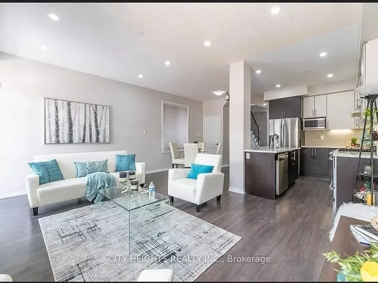 147 Baffin Cres #MAIN — Photo 4