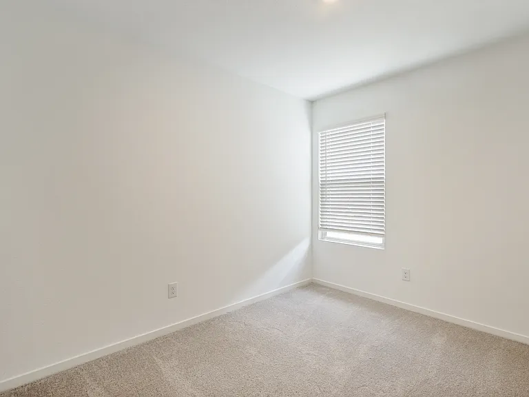 12104 Steeplechase Dr — Photo 20