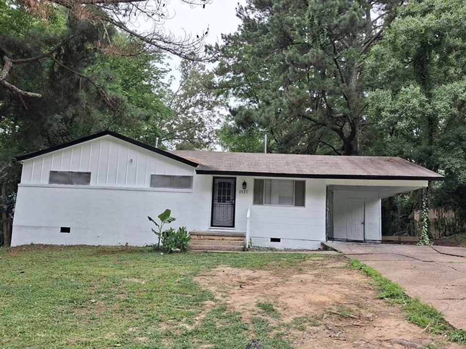 1st image of 1527 Maria Dr