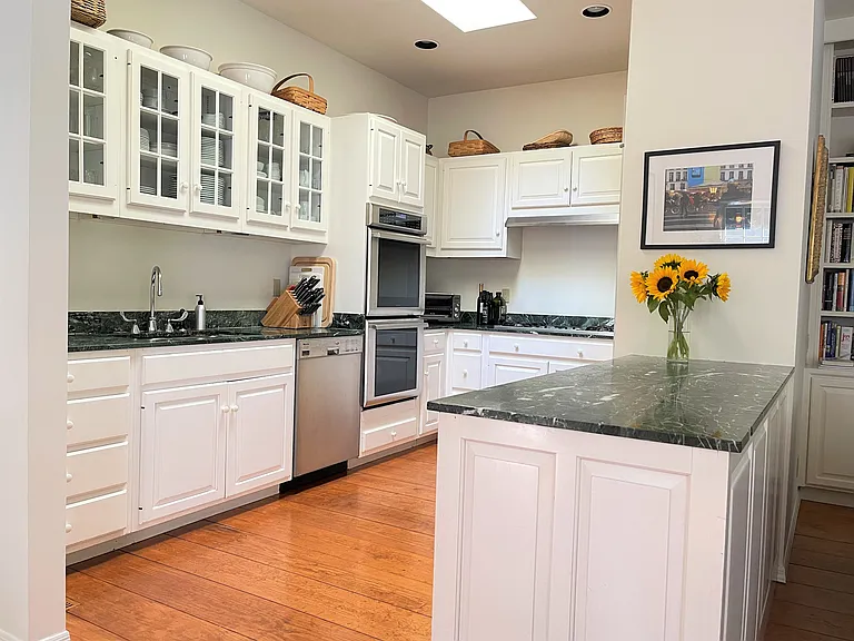 53 Sunburst Ln — Photo 5