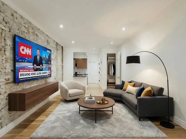 322 E 74th St APT 4B, New York, NY 10021