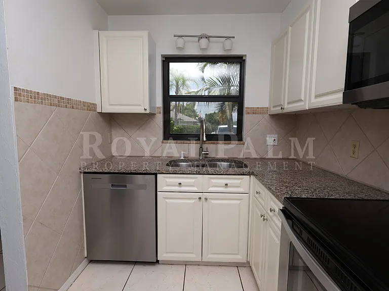 26510 Southern Pines Drive 102 #34 — Photo 12
