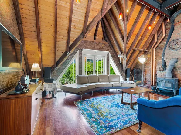 316 East 59th Street image 4 of 13