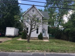 1217 Broad St, Cinnaminson, NJ 08077