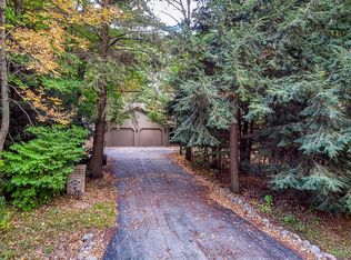 3068 Woodland Reserve Ln, Green Bay, WI 54313