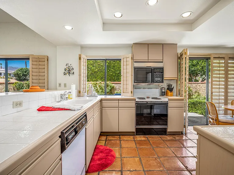 73109 Ajo Ln — Photo 13