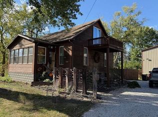 1000 W 6th St, Beardstown, IL 62618