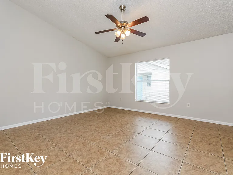 6556 Viewpoint Ct — Photo 5