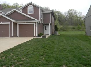5530 NW Moonlight Meadow Dr, Lees Summit, MO 64064
